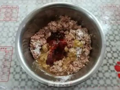 Make Homemade larvae step 2