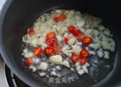 Make Watermelon with silver ears step 7