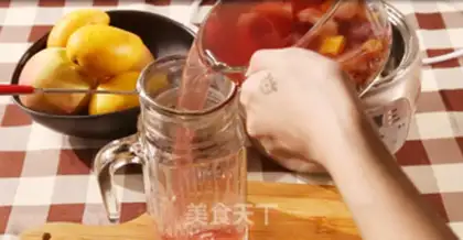 Make Rose oatmeal fruit tea step 3