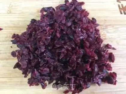 Make Eight inches of cranberry step 3