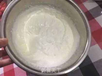Make Little flower dress cake step 6