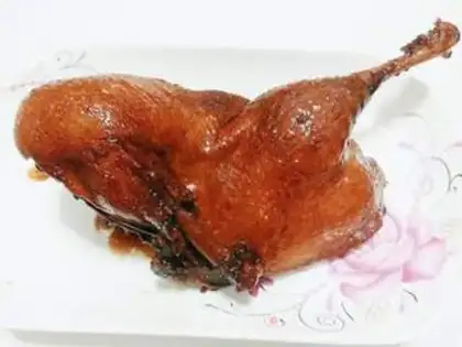Make Sucks on the ice cream duck step 13