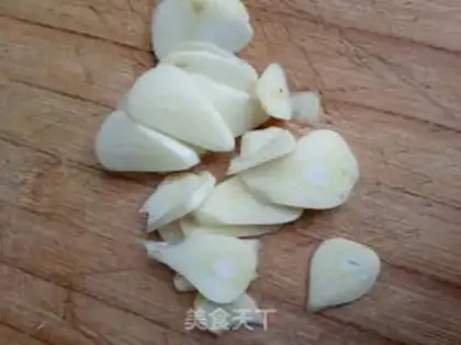 Make Wild fungus soup step 4