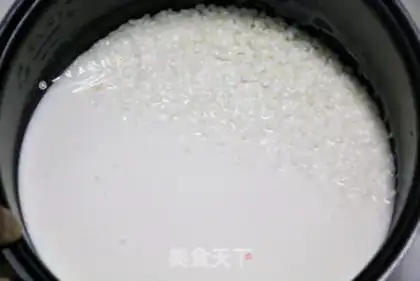 Make Coconut mango rice step 1
