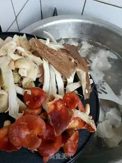 Make Wild fungus soup step 9
