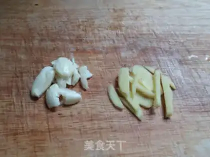 Make Roast chicken claws step 1