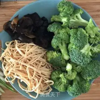 Make ♪ The broccoli ♪ step 0
