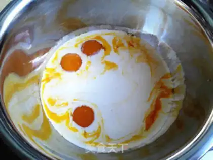 Make Light cream cupcakes step 0