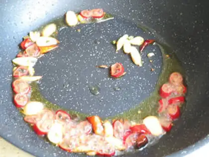 Make A soybean sprouts fan step 4