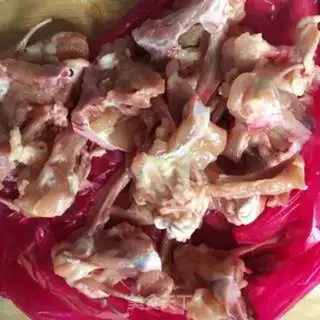 Make Red chicken collarbone step 0