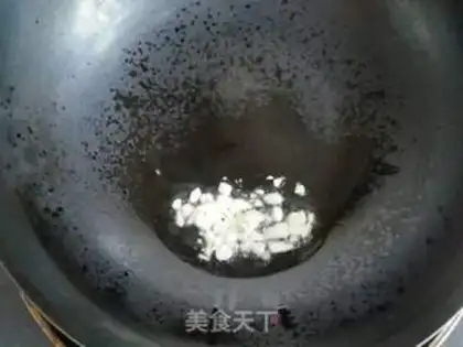 Make Smelt eggnut soup step 2