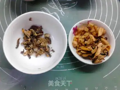 Make Scrambled rice congee step 2