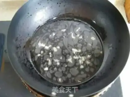 Make Smelt eggnut soup step 3