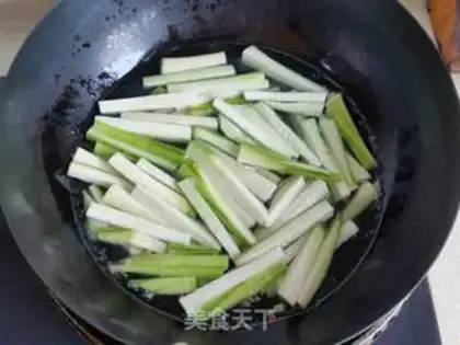 Make Smelt eggnut soup step 4