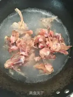 Make Red chicken collarbone step 3