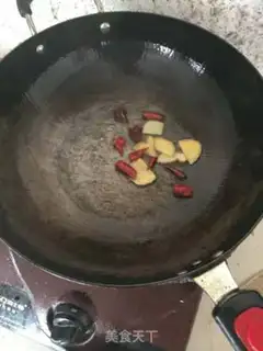 Make Red chicken collarbone step 6