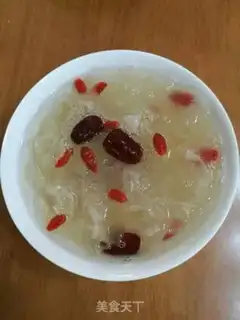 Make Silver-eared date soup step 5
