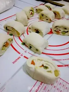 Make What a garden roll step 21