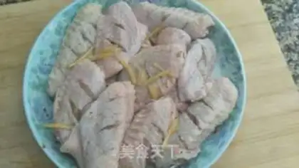 Make Fried chicken wings in the souffle step 2
