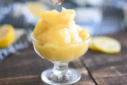 Make Peach smoothie step 4