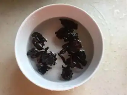 Make The fruit tea of the Lord Luo step 1