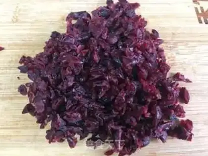 Make Cream fruit cranberry cake step 1