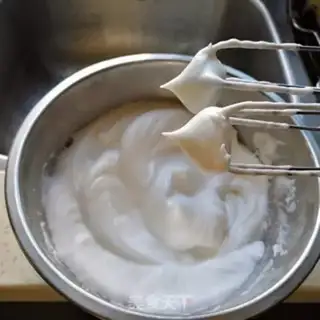 Make Honey-cracked dent cake step 1
