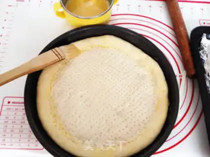 Make Sea, land, and crown pizza step 9