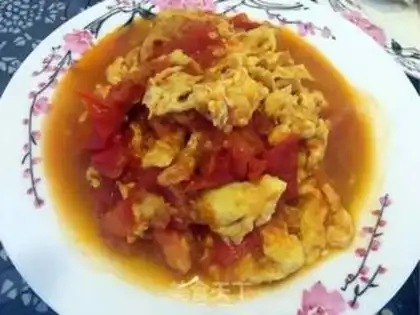 Make Tomato fried eggs step 9