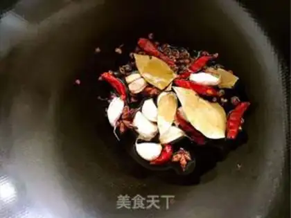 Make Spicy lobster step 1