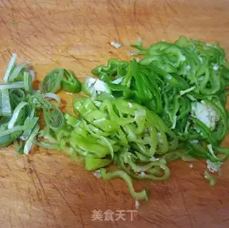 Make Egg sauce noodles step 2