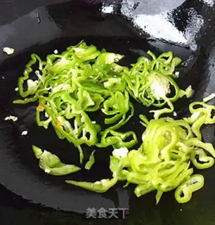 Make Egg sauce noodles step 4
