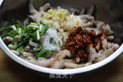 Make Frozen chicken feet step 8