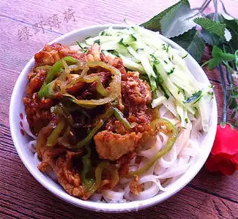 Make Egg sauce noodles step 9
