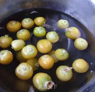 Make Three dollars for ice cream fruit step 1