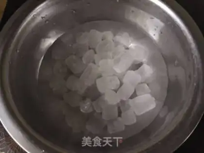 Make A snowball step 4