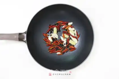 Make Spicy hands of the river step 1