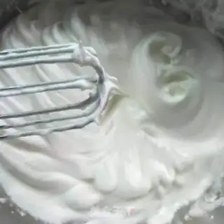 Make No oiled yogurt cake step 3