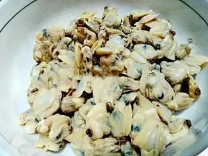 Make White meat fried eggs step 0