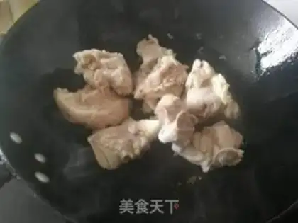 Make Liang-hai has a bone soup step 4