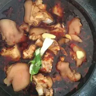 Make Hot pig hoof step 10