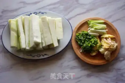Make Fish-head silk soup step 1