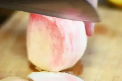 Make Peach ice cream step 1