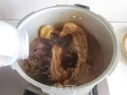 Make A halama with sauce step 6