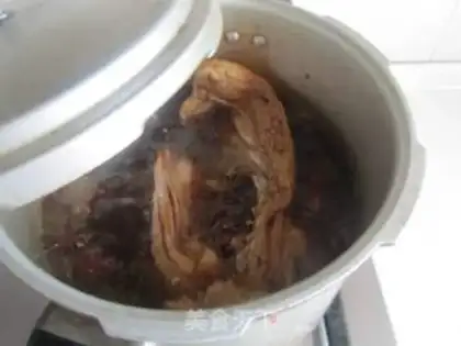 Make A halama with sauce step 7