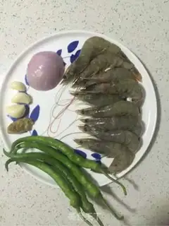Make Spicy shrimp step 0