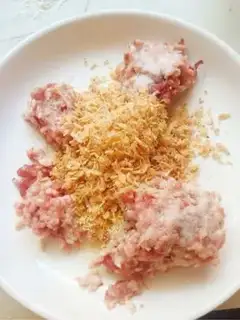 Make Shrimp pie step 0