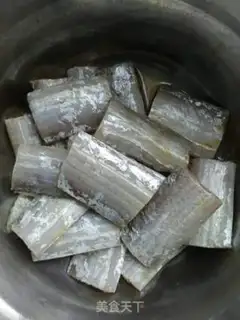 Make Jell-O fish step 0