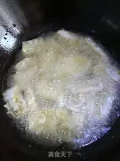 Make Jell-O fish step 2