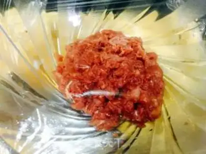 Make Shrimp pan sticker step 1